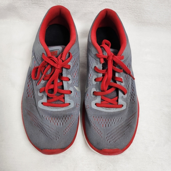 Nike Other - NIKE flex rn running athletic shoes,  boys, size 7y